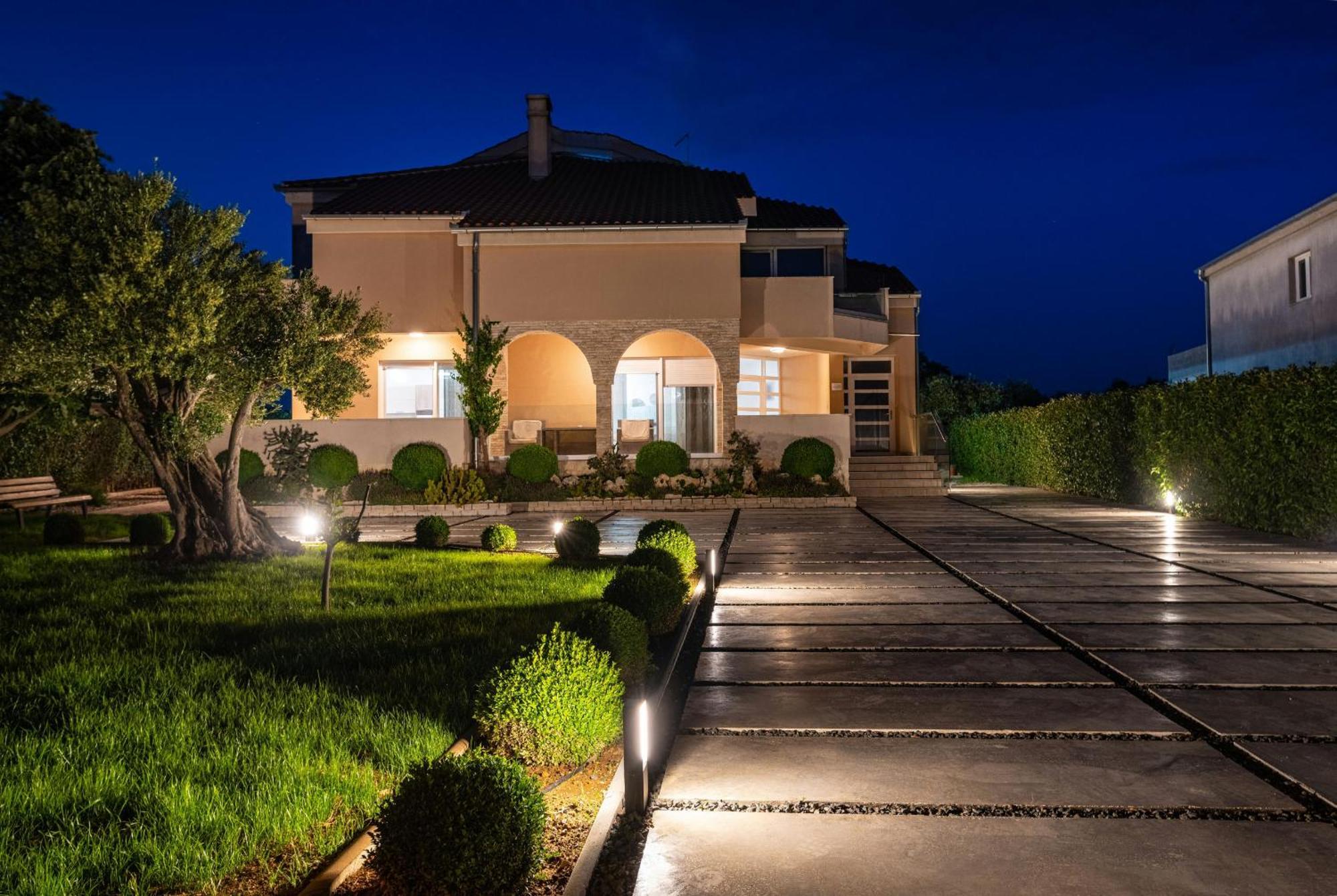 Villa Olive Garden Zadarvillas Pristeg Buitenkant foto